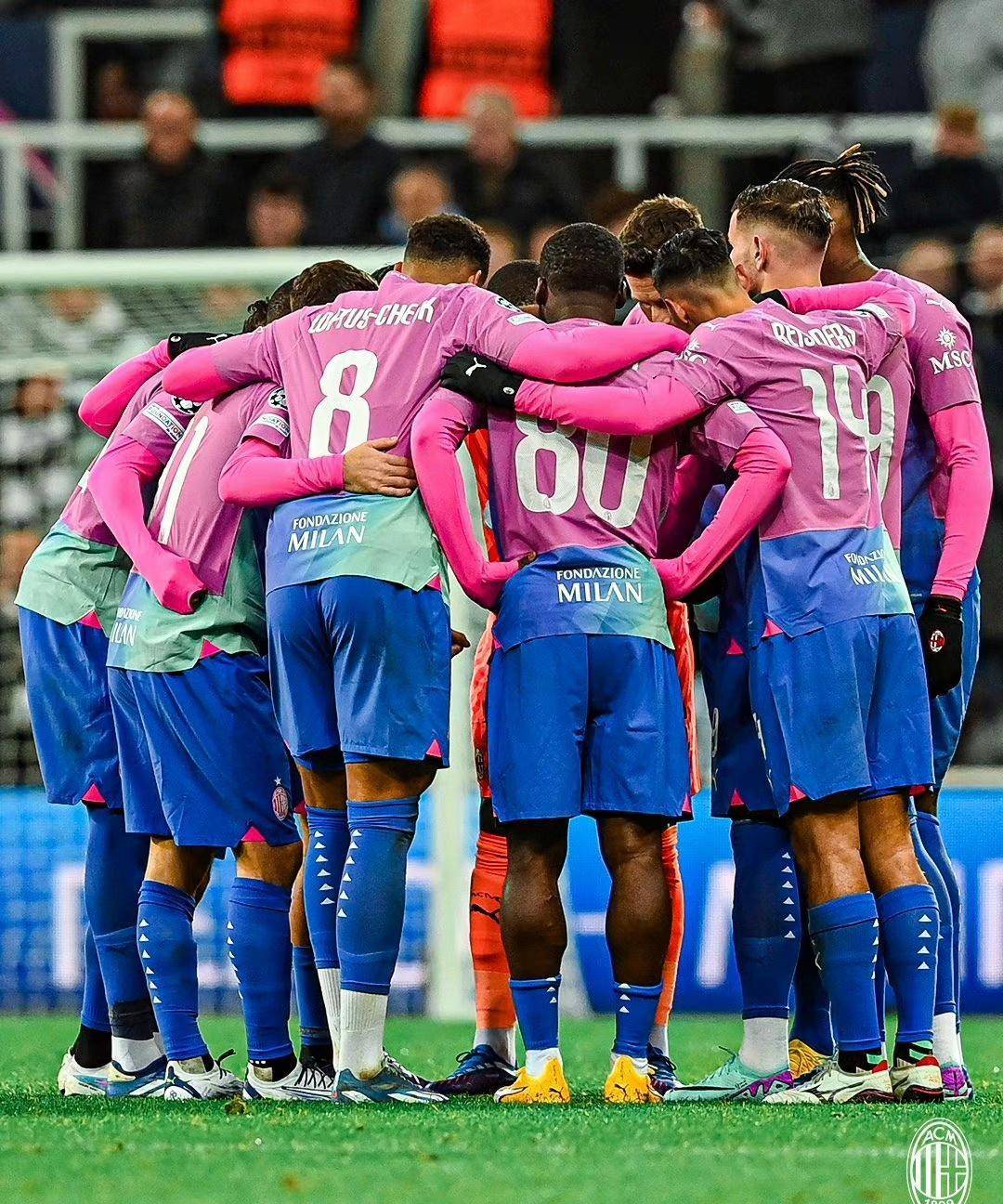 彩票-集结日斯图加特调整名单以备意大利杯，外线爆发环节打磨，球迷炸锅，控场能力受关注-彩票