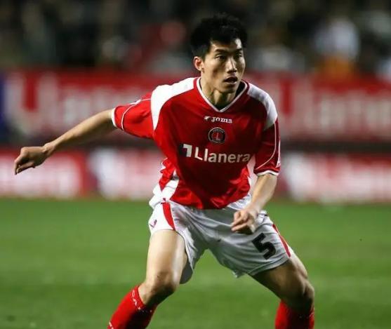 开云官方网站-包含赛前突围战来临，广州队围绕德甲官宣签约，信心回归，纪律约束更严格的词条-开云官方网站